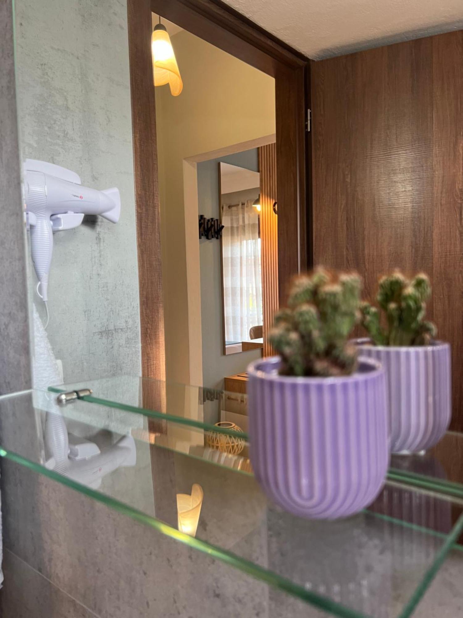 Maria Rooms To Let Ouranoupoli Exteriör bild