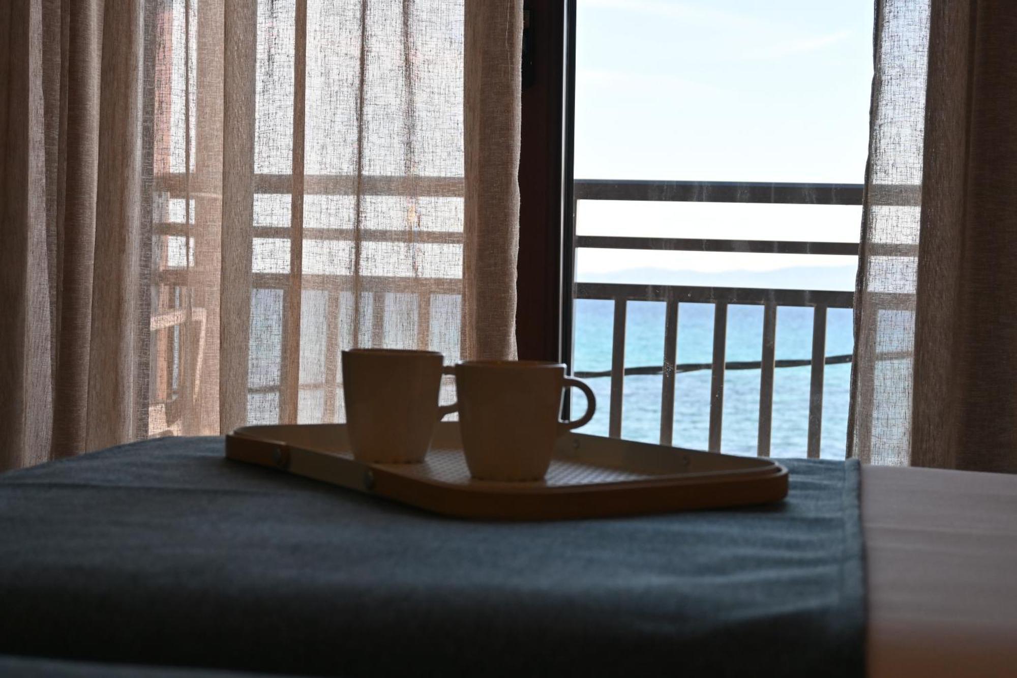 Maria Rooms To Let Ouranoupoli Exteriör bild